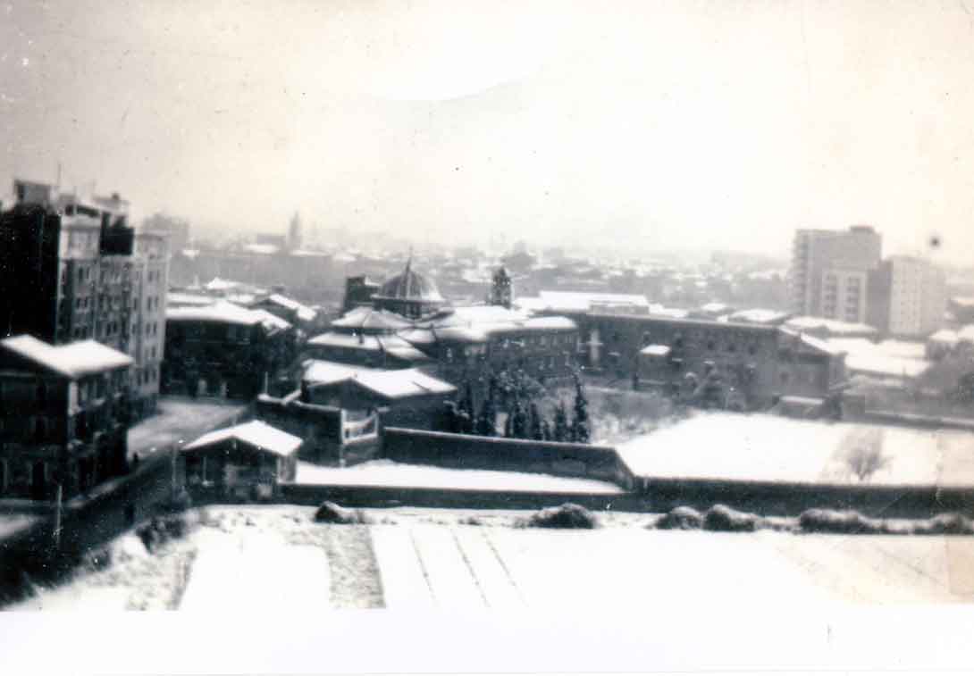 Av Constitucion Monasterio de la  Zaidia nevado, enero de 1960